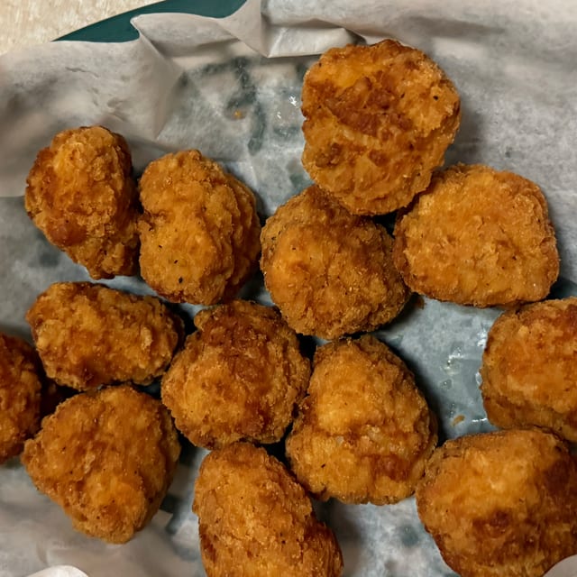 Boneless Wings.